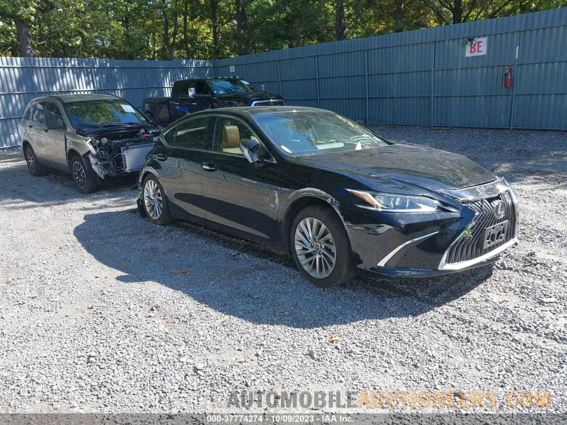 58ABZ1B10KU017939 LEXUS ES 2019