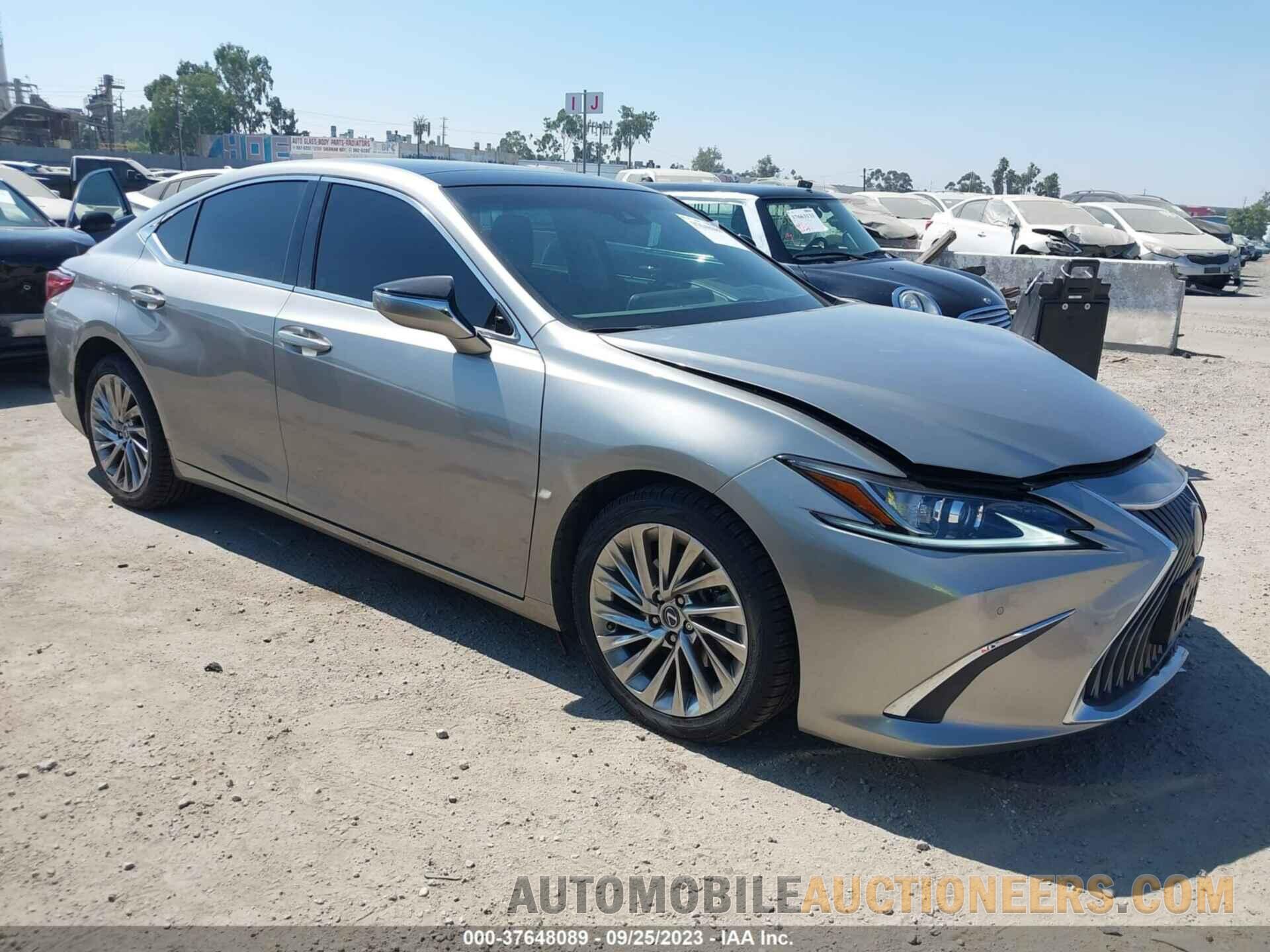 58ABZ1B10KU030576 LEXUS ES 2019