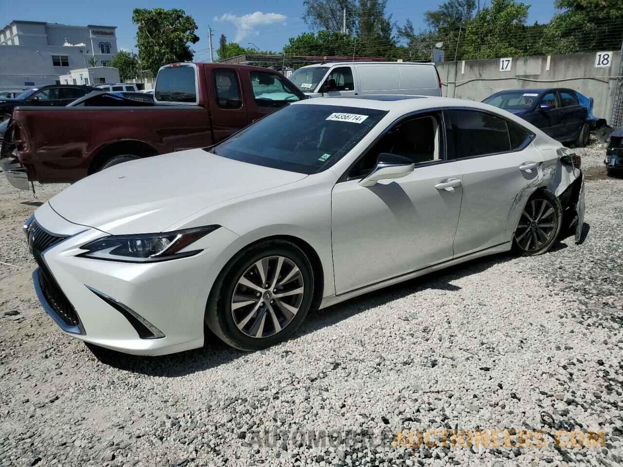 58ABZ1B11KU010868 LEXUS ES350 2019