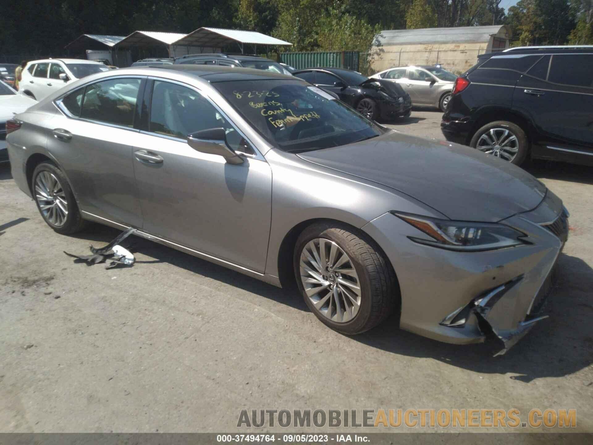 58ABZ1B11KU037682 LEXUS ES 2019