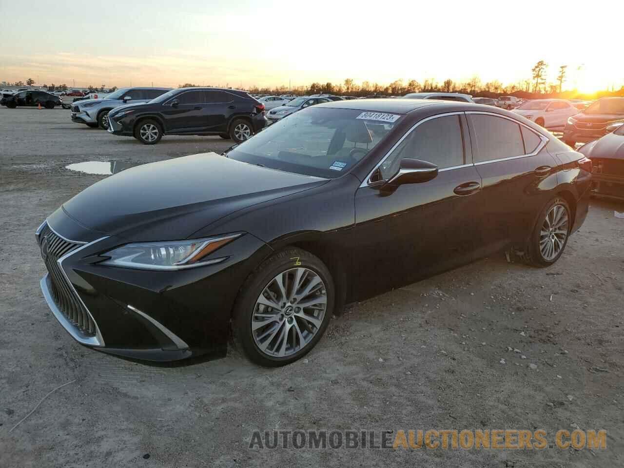 58ABZ1B11KU040355 LEXUS ES350 2019