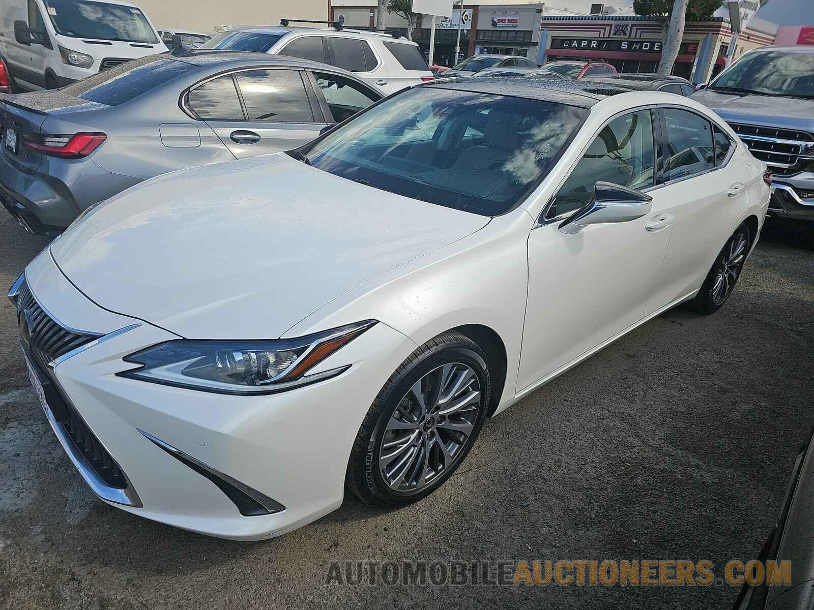 58ABZ1B12KU005730 Lexus ES 2019