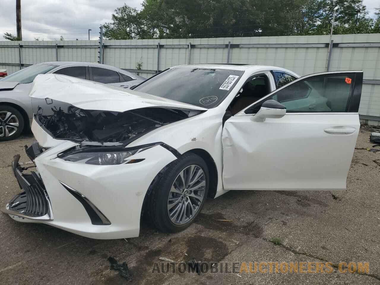 58ABZ1B12KU012323 LEXUS ES350 2019