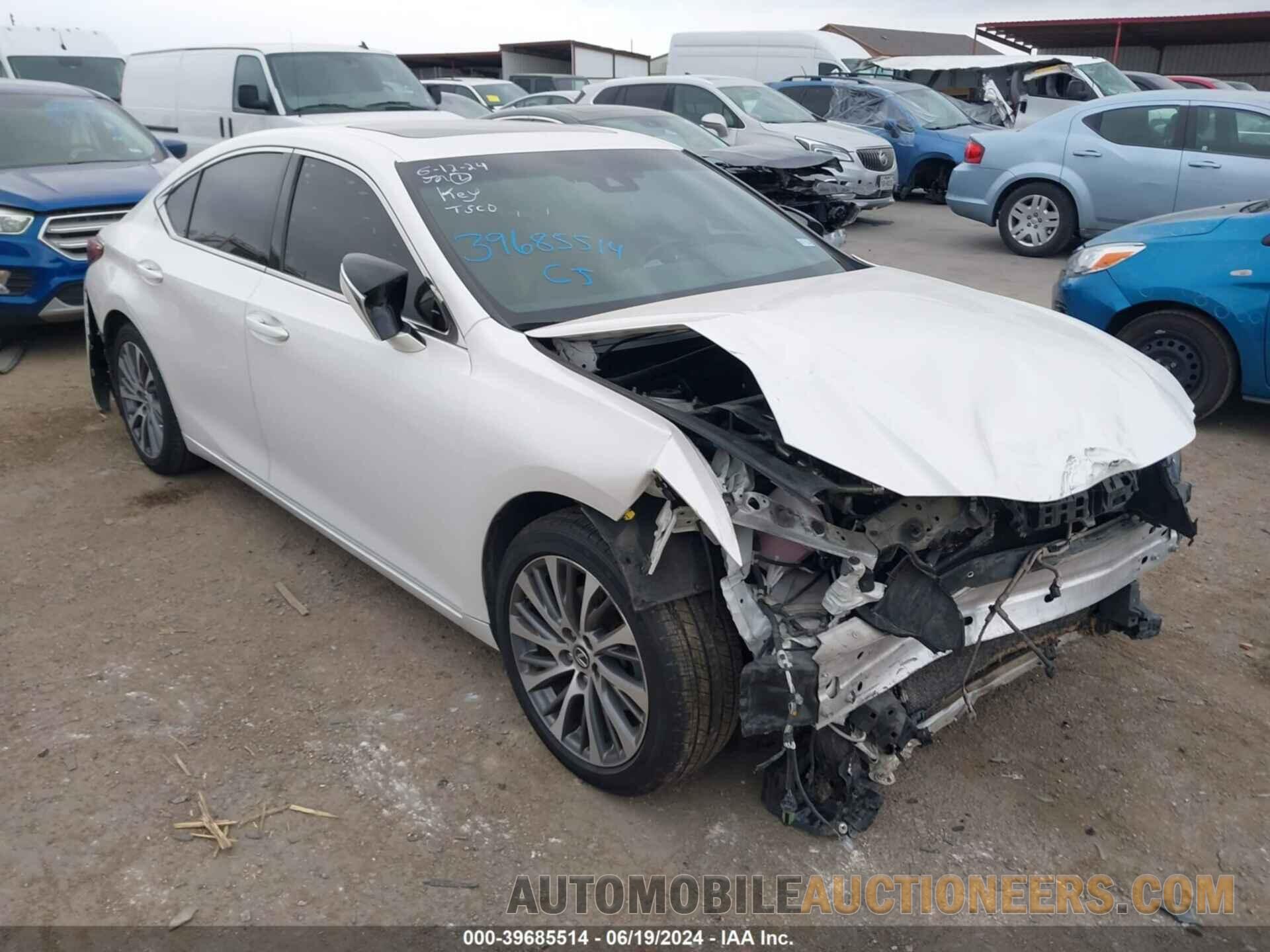 58ABZ1B12KU030126 LEXUS ES 2019