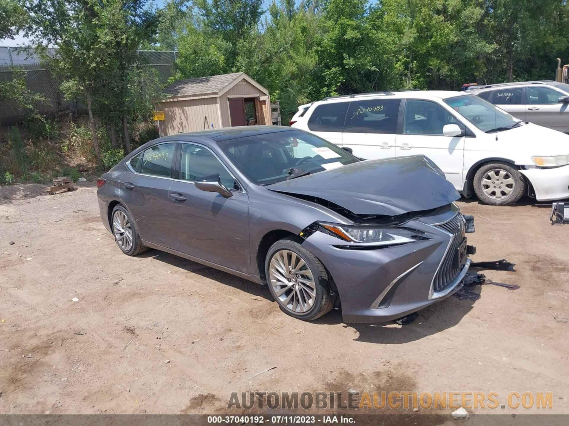 58ABZ1B15KU002837 LEXUS ES 2019