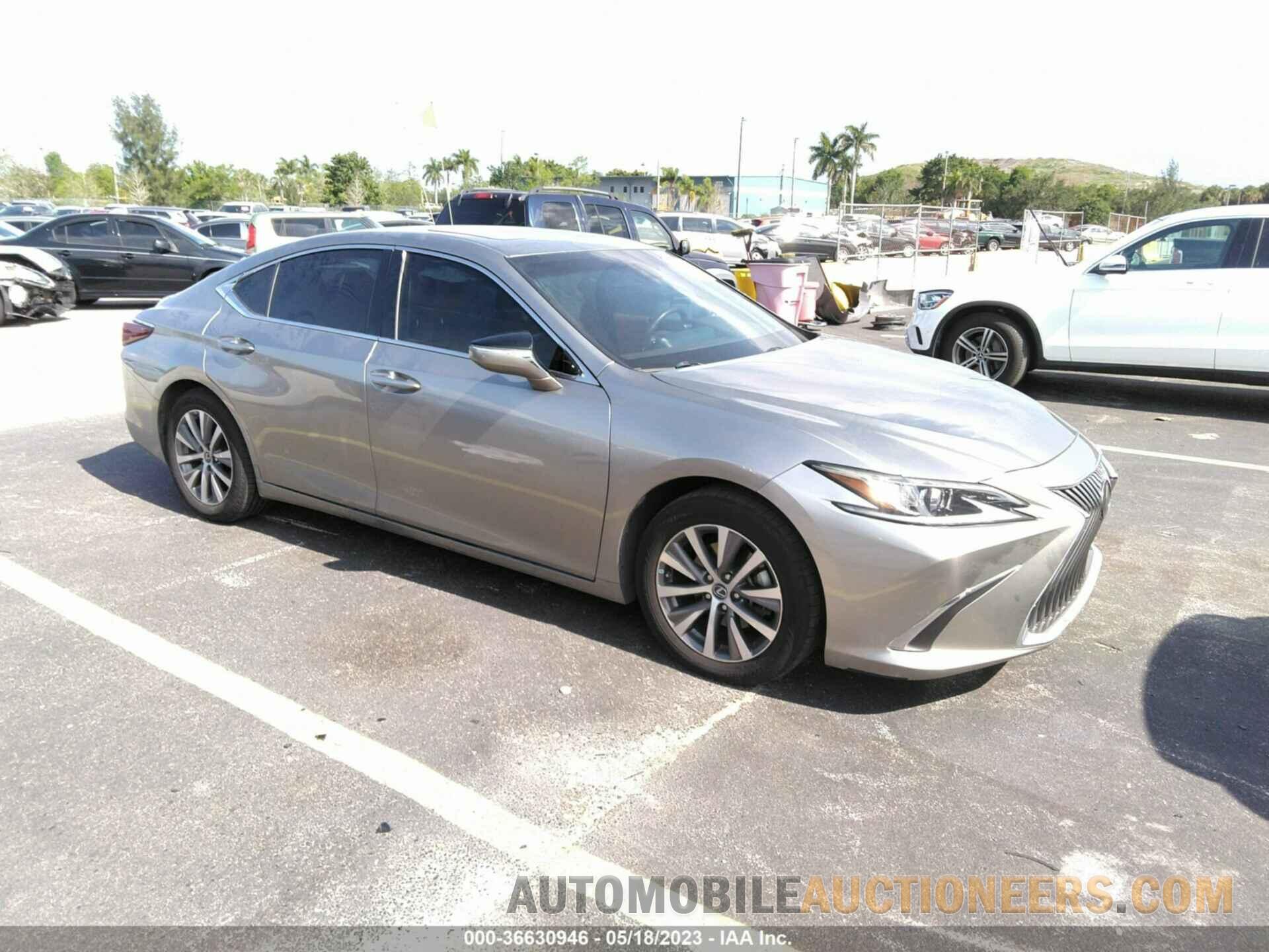 58ABZ1B15KU033960 LEXUS ES 2019