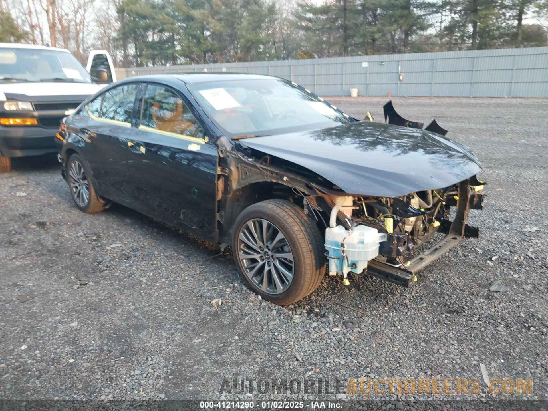 58ABZ1B16KU010932 LEXUS ES 350 2019