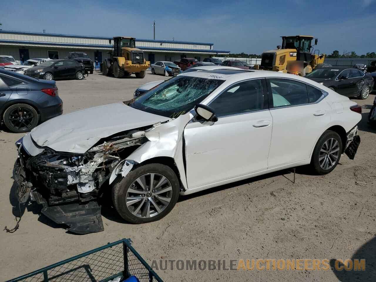 58ABZ1B16KU023017 LEXUS ES350 2019