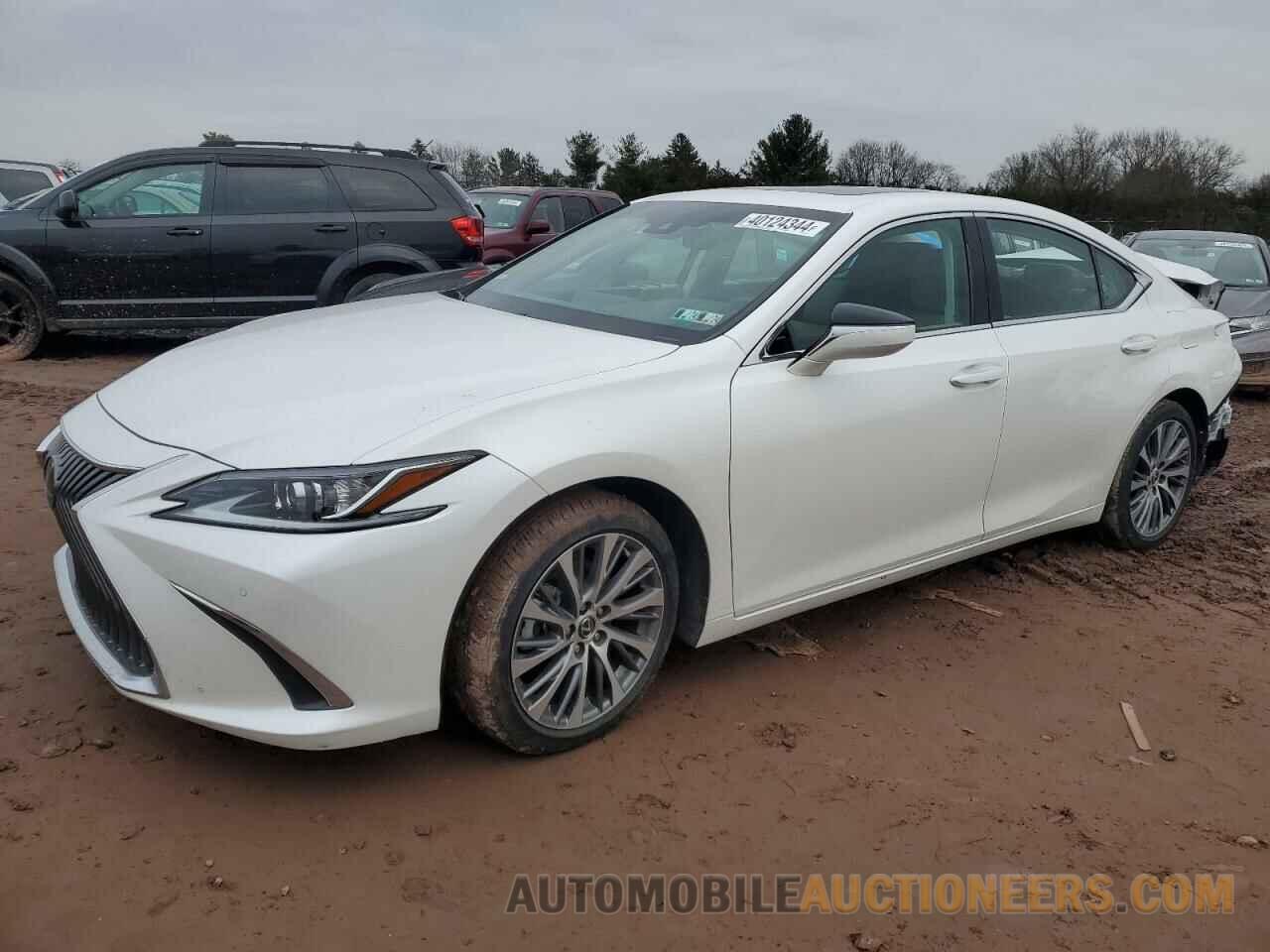 58ABZ1B16KU031327 LEXUS ES350 2019