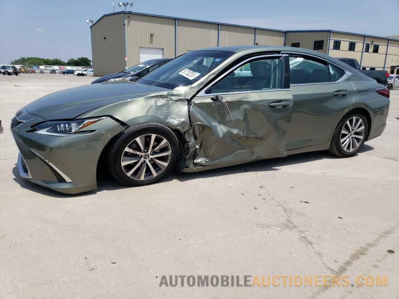 58ABZ1B16KU043557 LEXUS ES350 2019