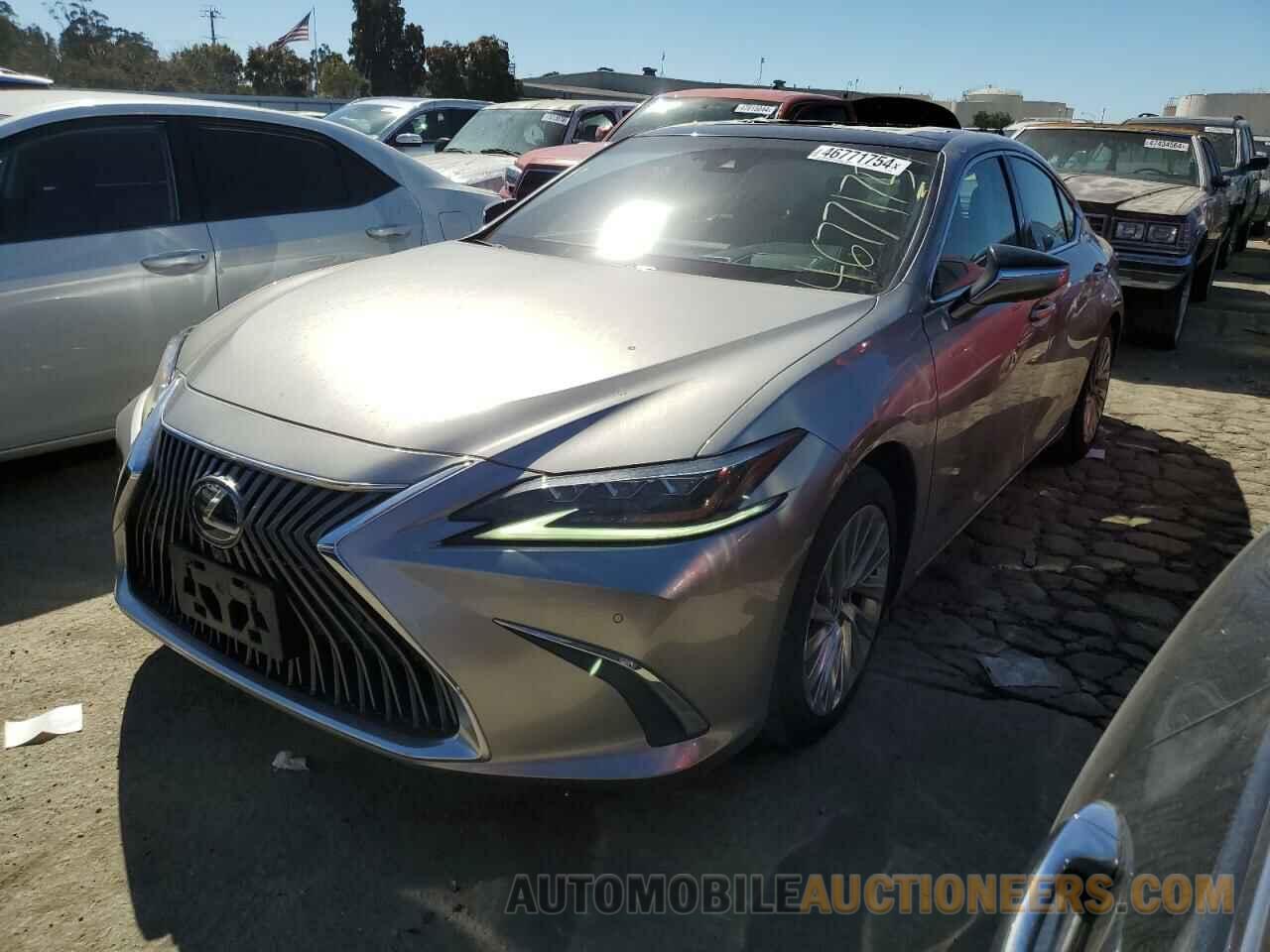 58ABZ1B16KU050671 LEXUS ES350 2019