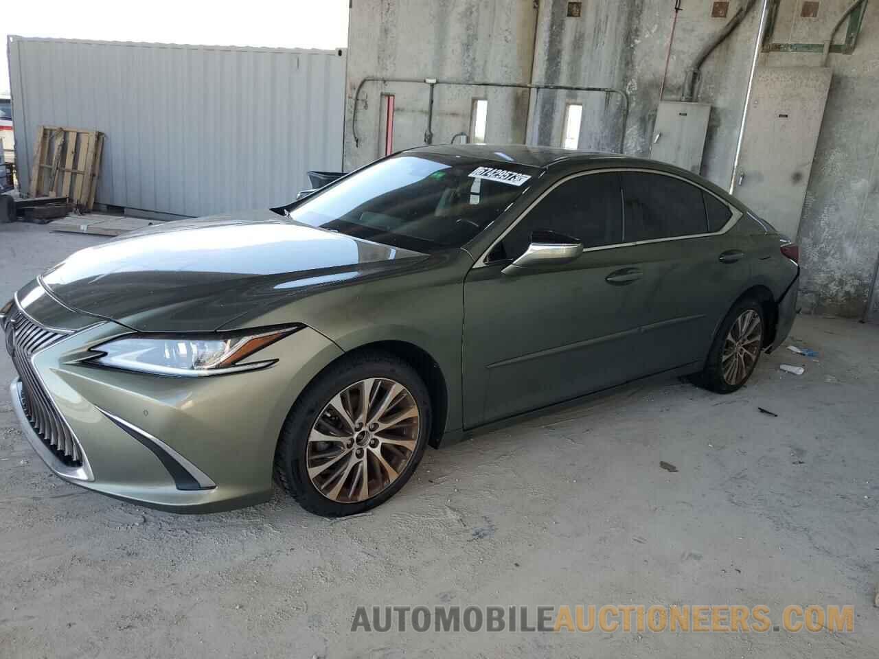 58ABZ1B17KU004072 LEXUS ES350 2019