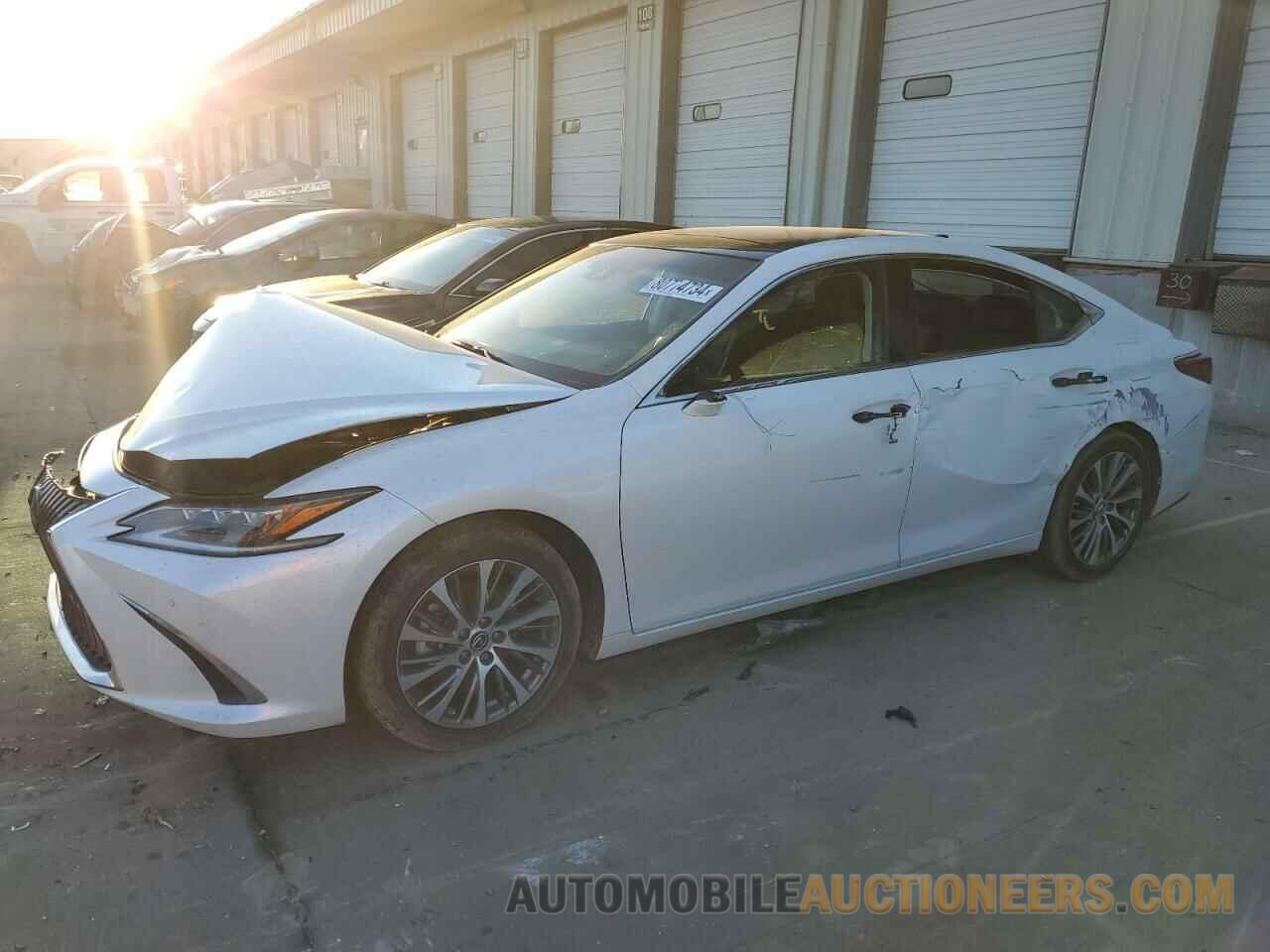 58ABZ1B17KU008140 LEXUS ES350 2019