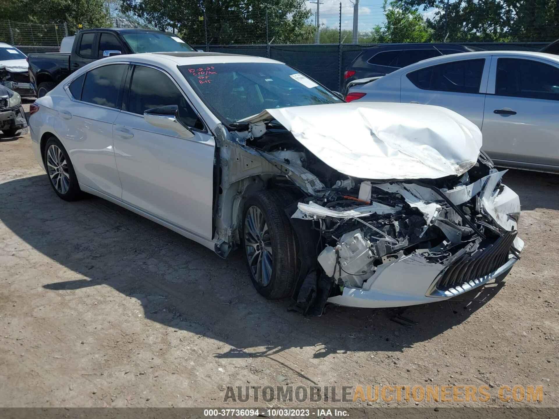 58ABZ1B17KU014519 LEXUS ES 2019