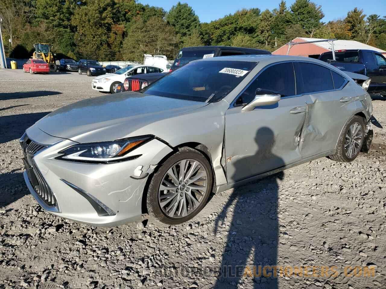 58ABZ1B17KU034821 LEXUS ES350 2019