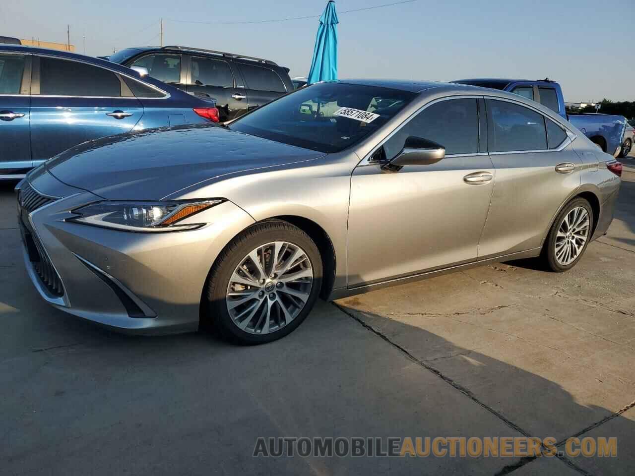 58ABZ1B18KU018675 LEXUS ES350 2019