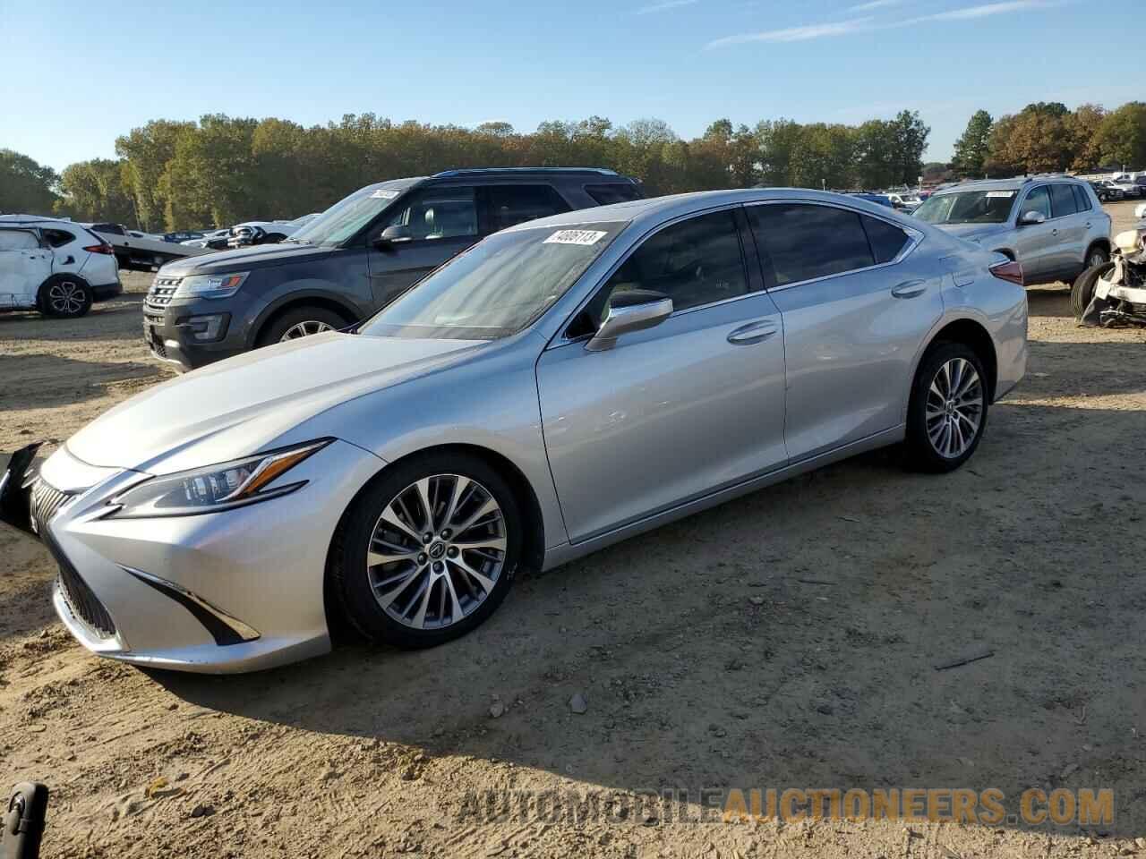 58ABZ1B18KU025867 LEXUS ES350 2019