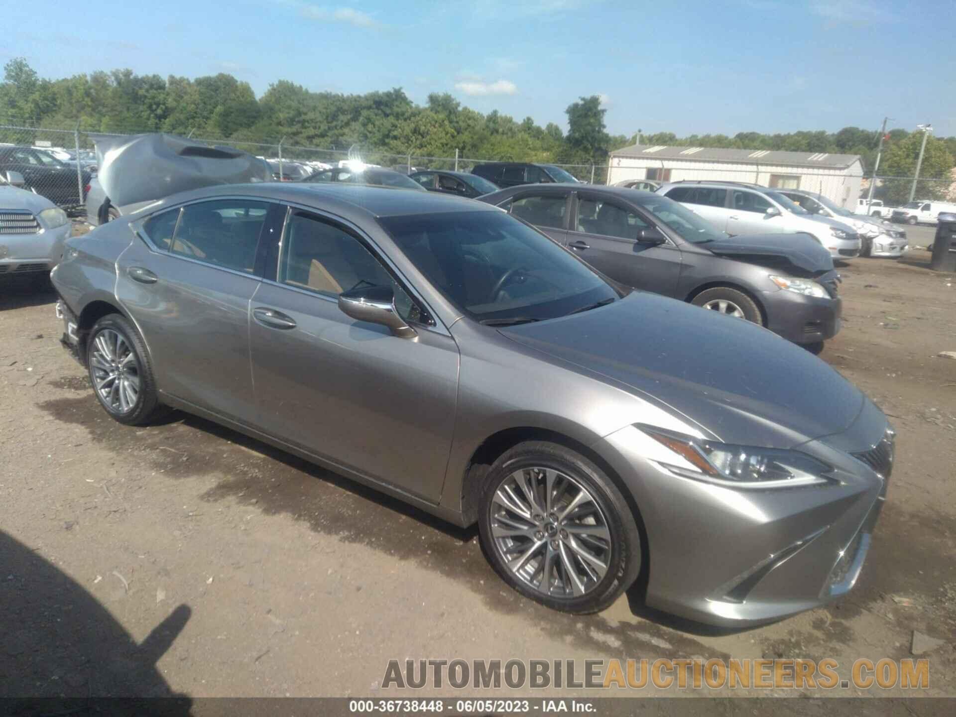 58ABZ1B18KU028686 LEXUS ES 2019