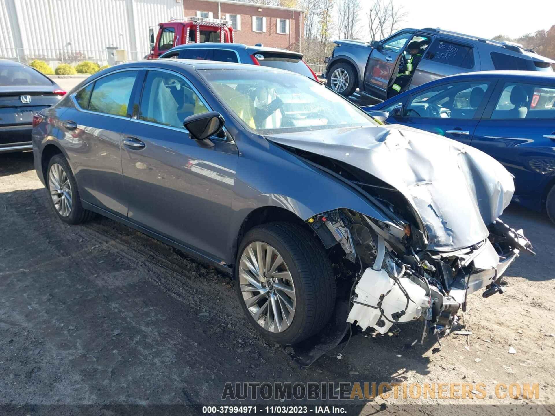 58ABZ1B1XKU026700 LEXUS ES 2019