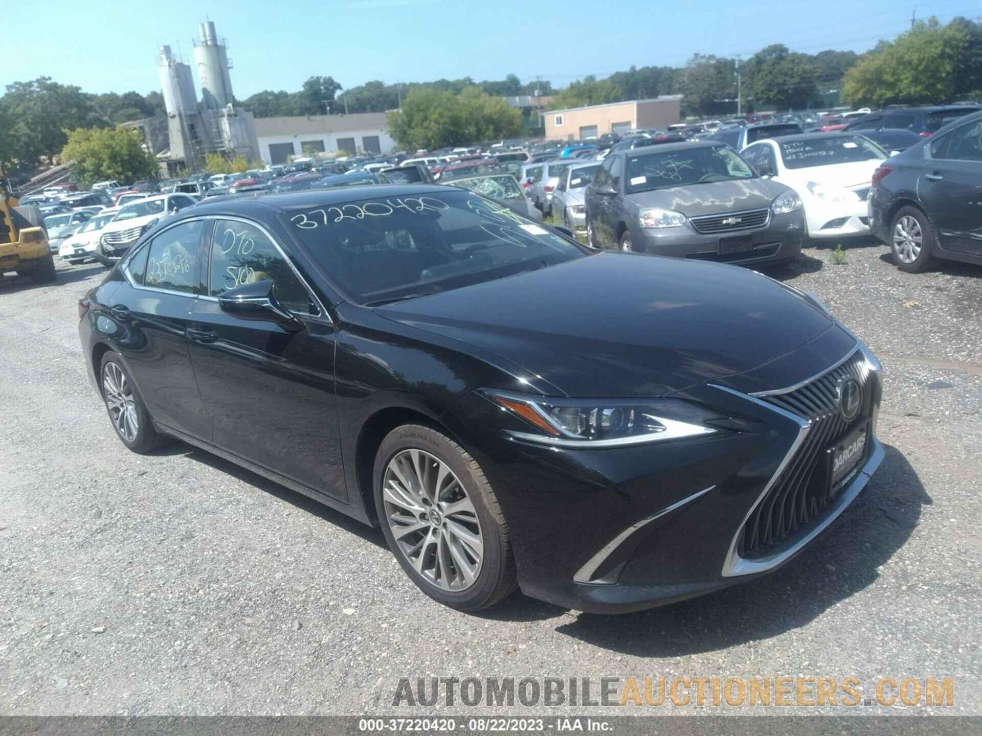 58ABZ1B1XKU050057 LEXUS ES 2019