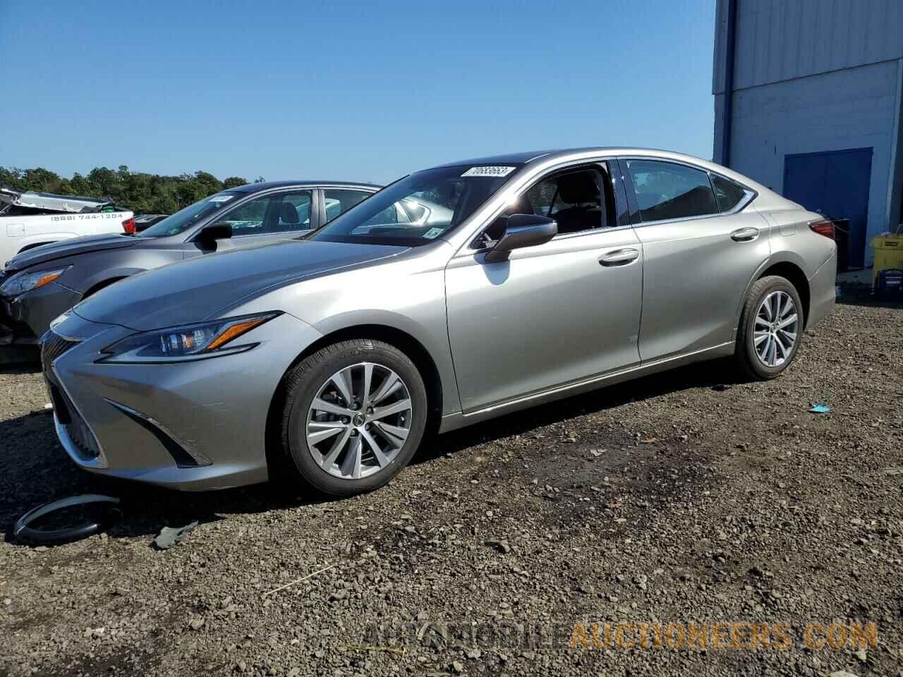 58AC11D11MU005911 LEXUS ES250 2021