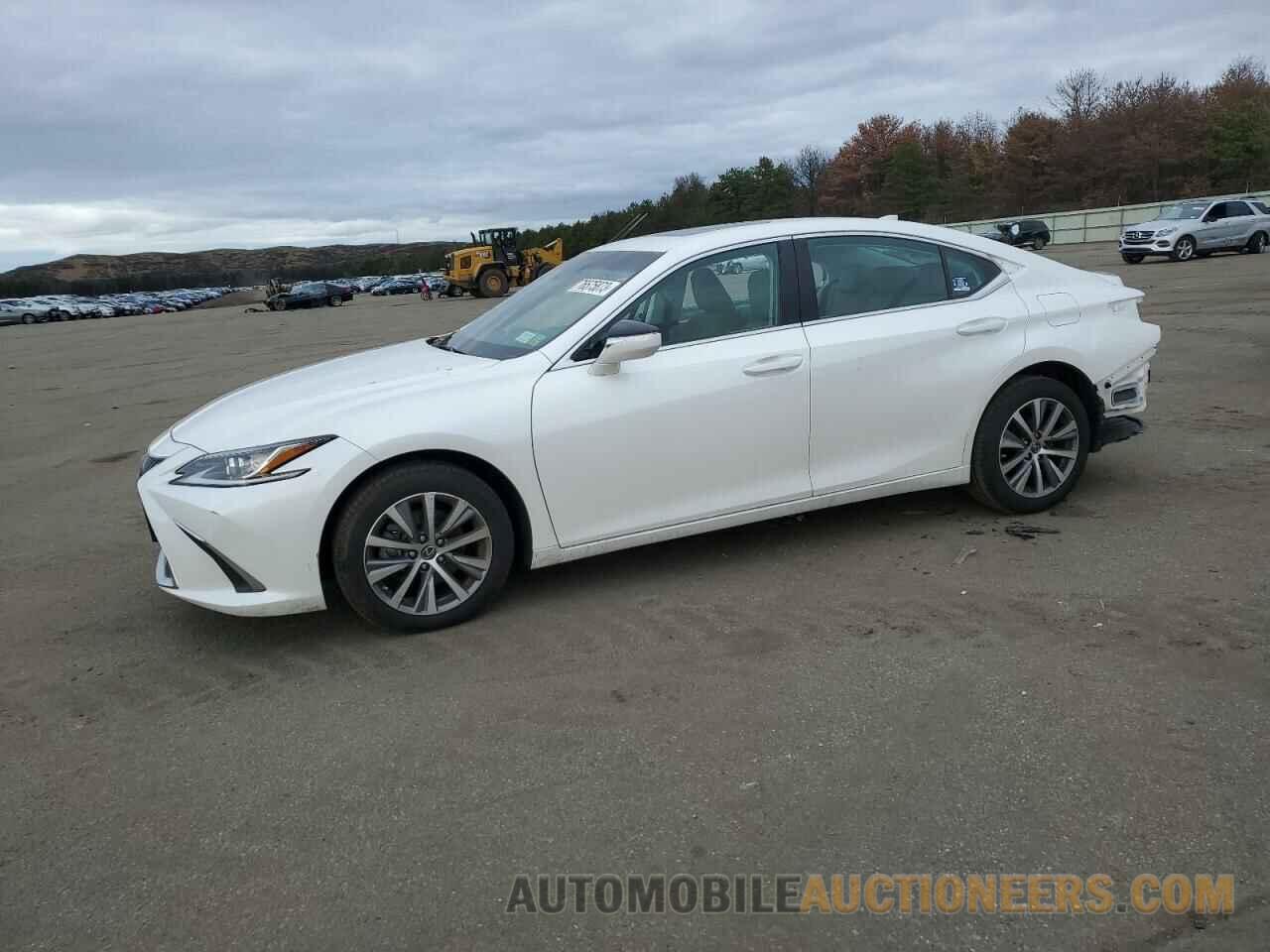 58AC11D1XMU005633 LEXUS ES250 2021