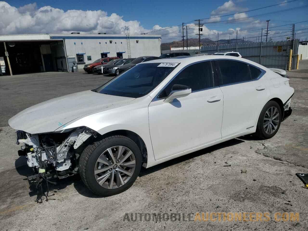 58ACA1C10MU009840 LEXUS ES300 2021