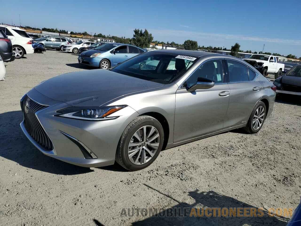 58ACA1C11MU005442 LEXUS ES300 2021