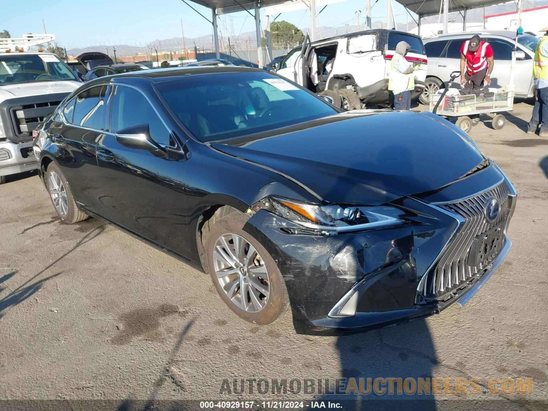 58ACA1C16MU012712 LEXUS ES 300H 2021