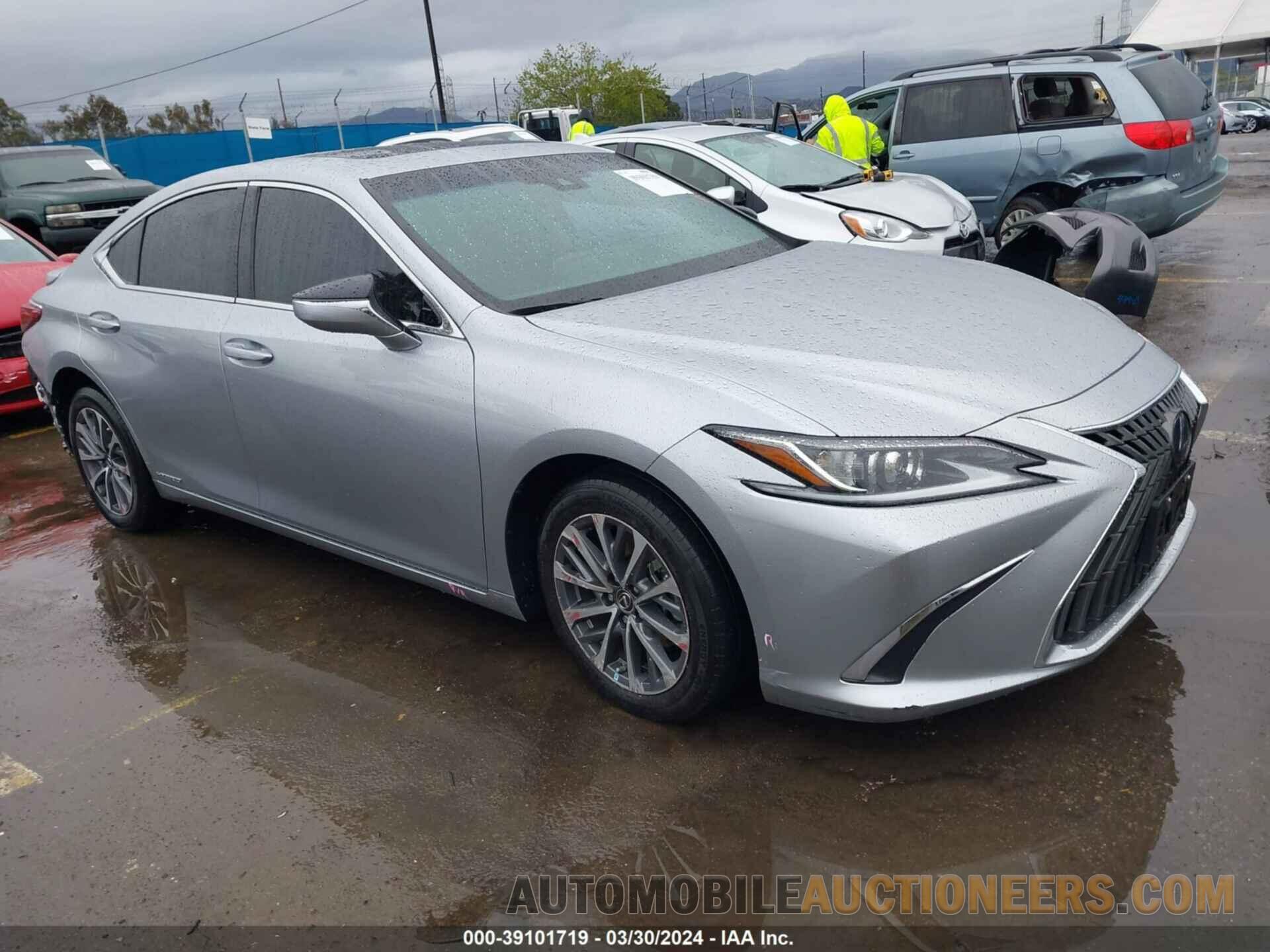 58ACA1C19NU013127 LEXUS ES 300H 2022