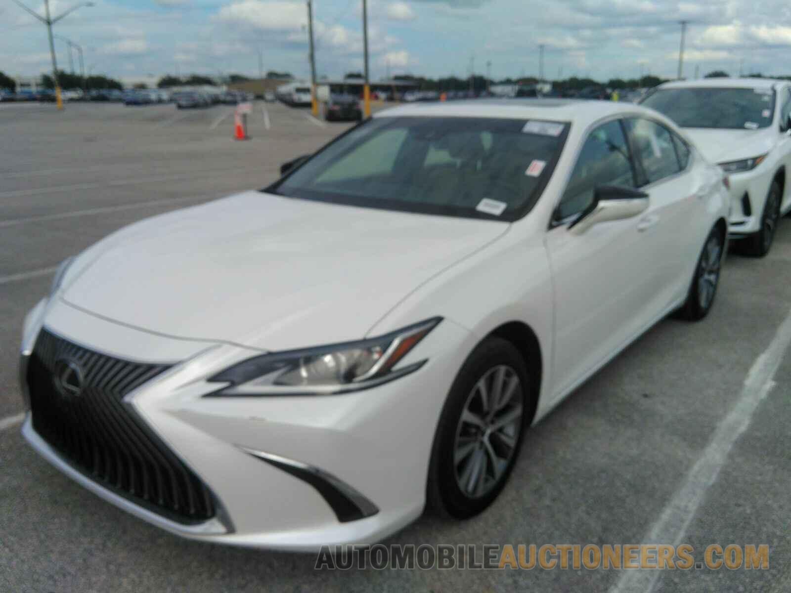 58ACZ1B13MU085580 Lexus ES ES 2021