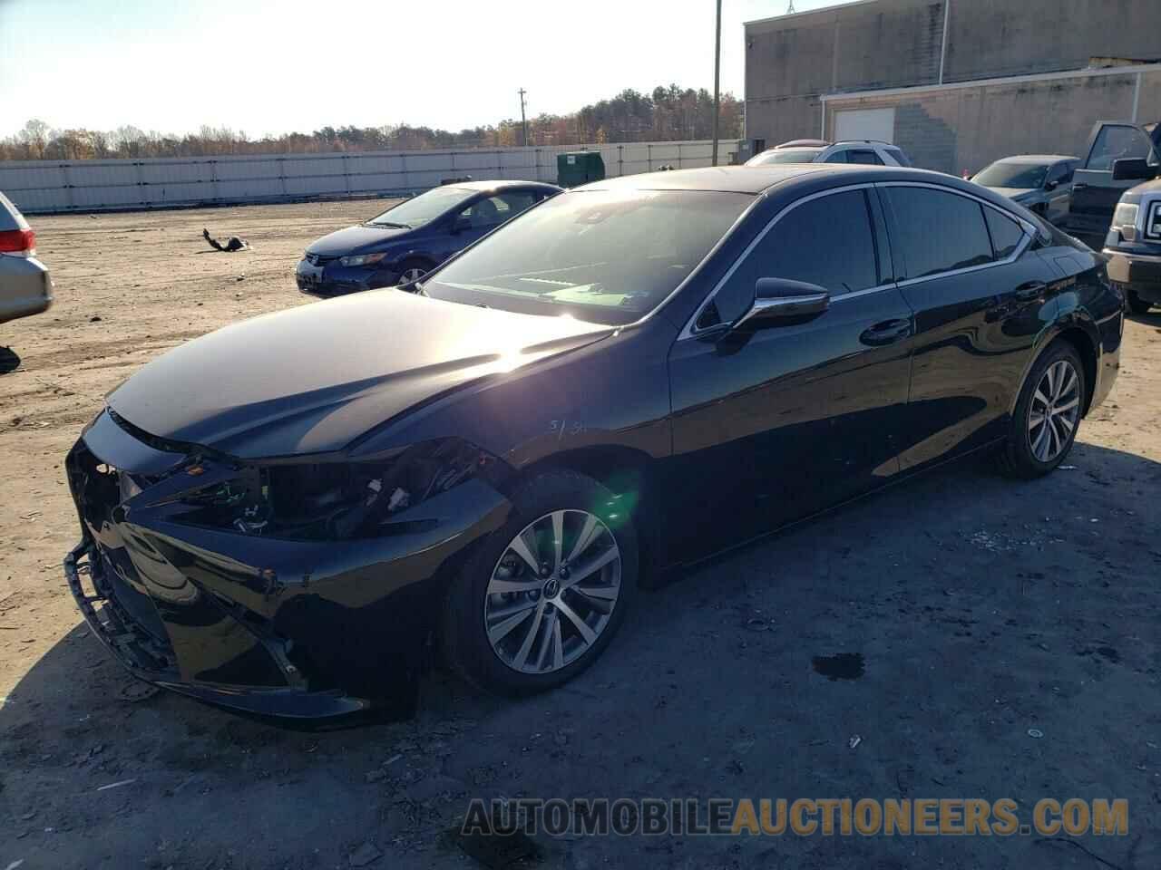 58ACZ1B15LU067239 LEXUS ES350 2020