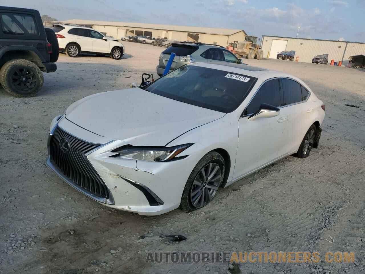 58ACZ1B16LU055665 LEXUS ES350 2020