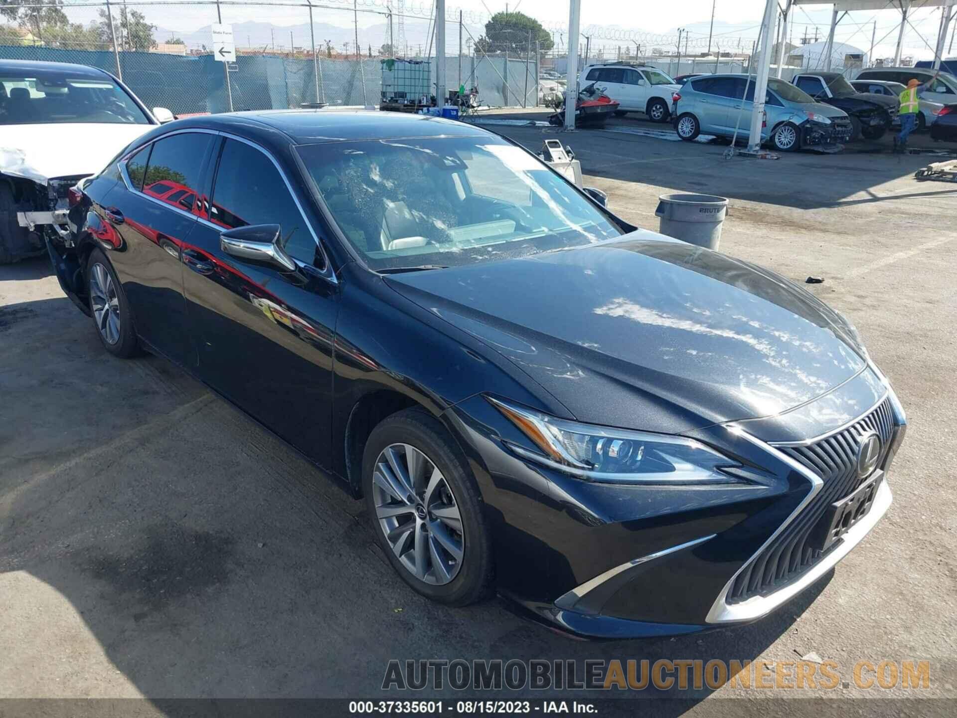 58ACZ1B18MU095814 LEXUS ES 2021