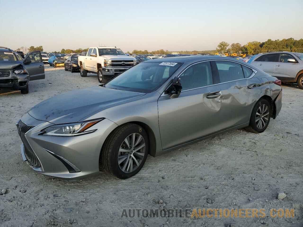 58ACZ1B19LU081080 LEXUS ES350 2020