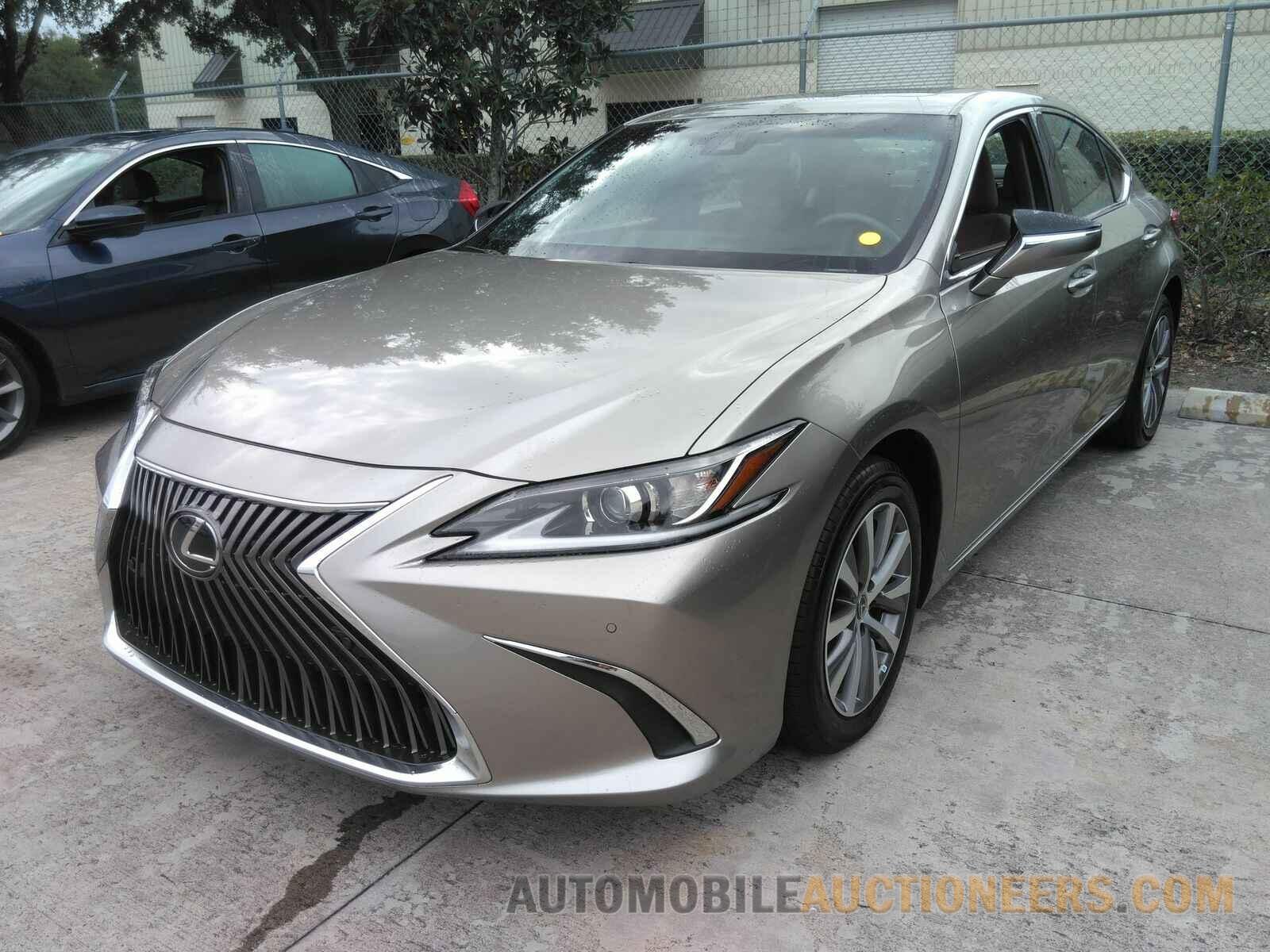 58AD11D11MU007047 Lexus ES 2021