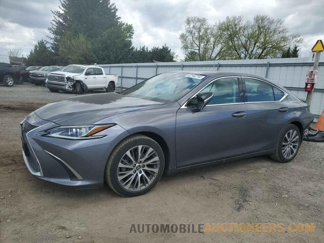 58AD11D14MU003946 LEXUS ES250 2021