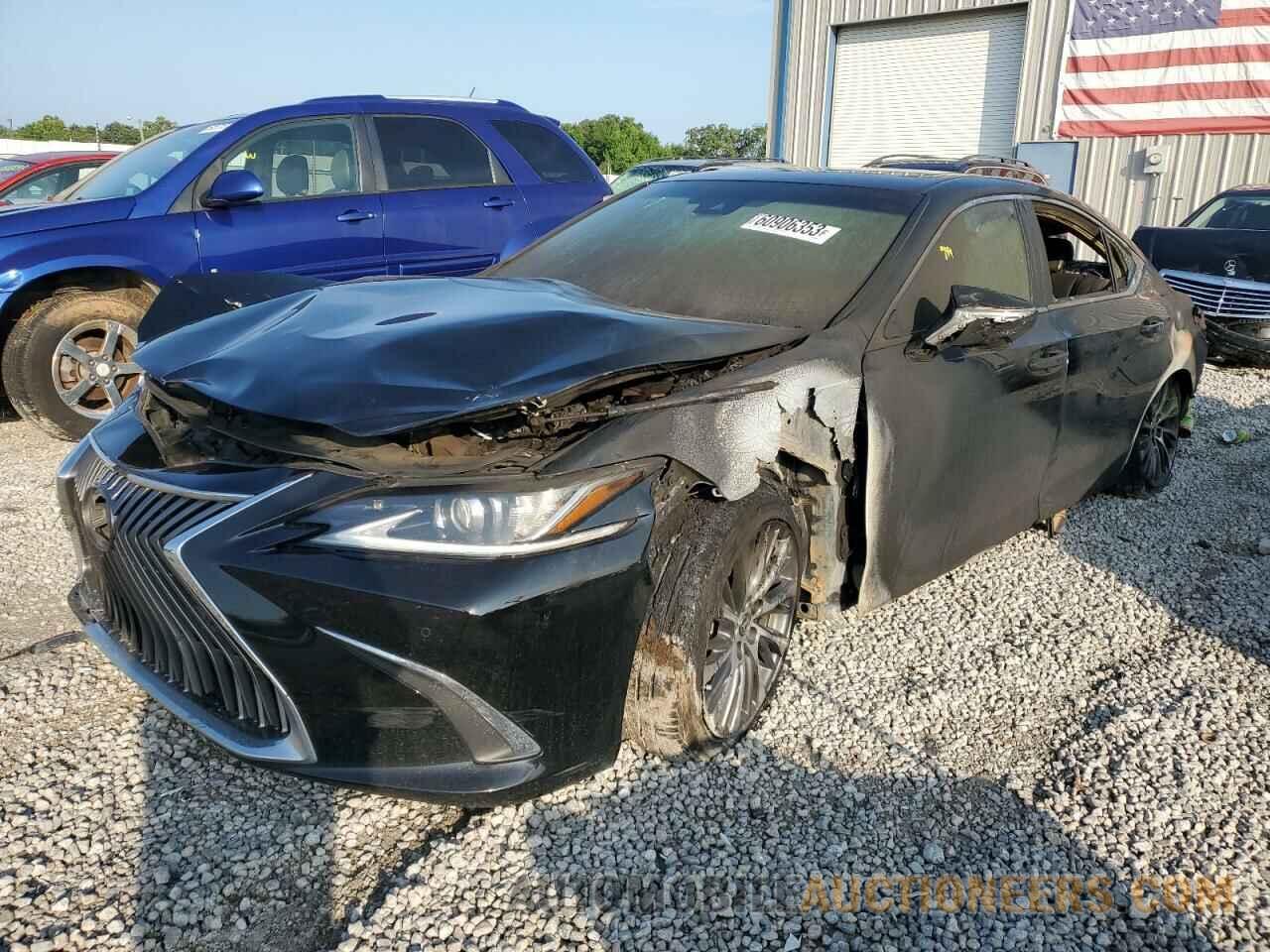 58AD21B10LU004980 LEXUS ES300 2020