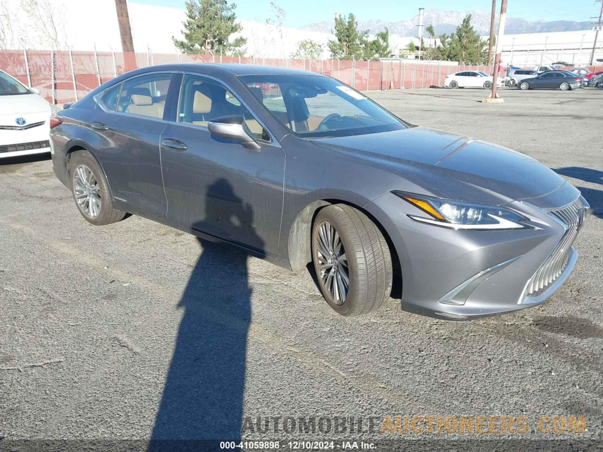 58AD21B10LU010844 LEXUS ES 300H 2020