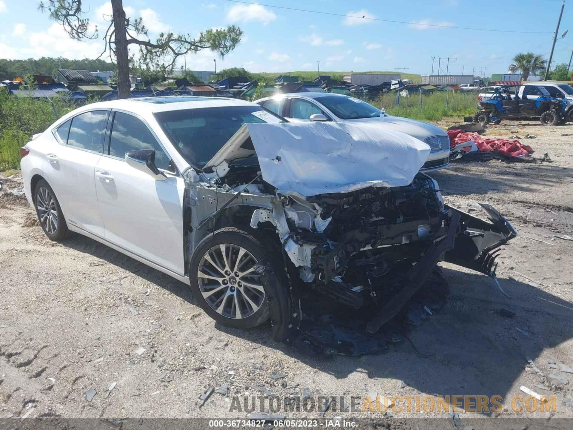 58AD21B11LU004826 LEXUS ES 2020