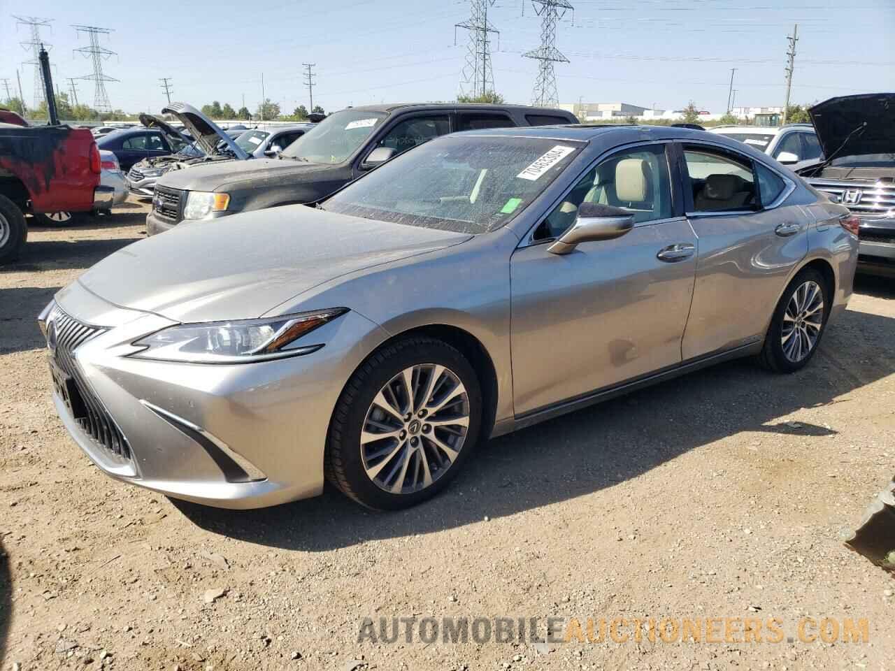 58AD21B11LU005698 LEXUS ES300 2020