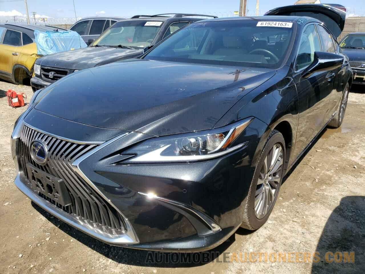 58AD21B11LU006561 LEXUS ES300 2020