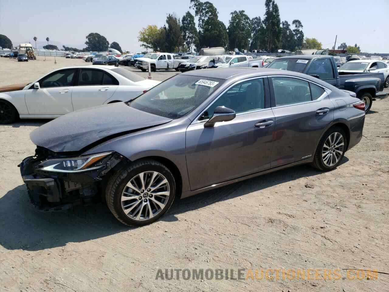 58AD21B11LU007659 LEXUS ES300 2020