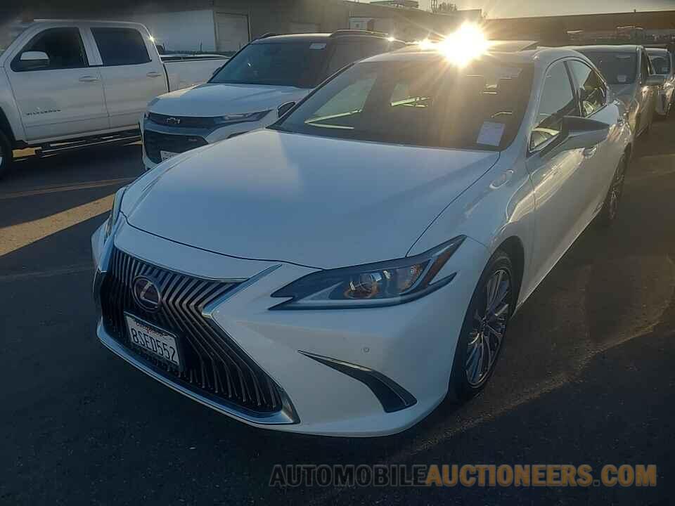 58AD21B11LU008116 Lexus ES ES 3 2020