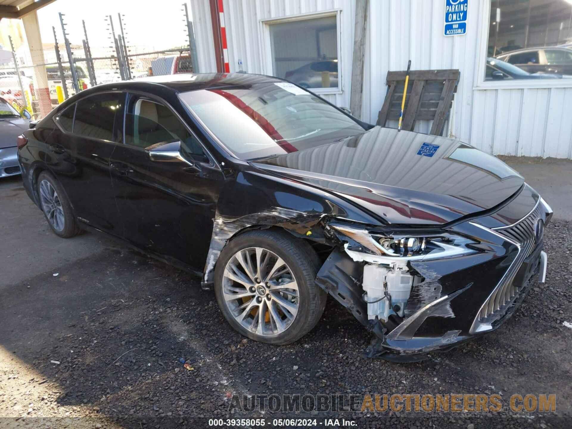 58AD21B11LU008472 LEXUS ES 300H 2020