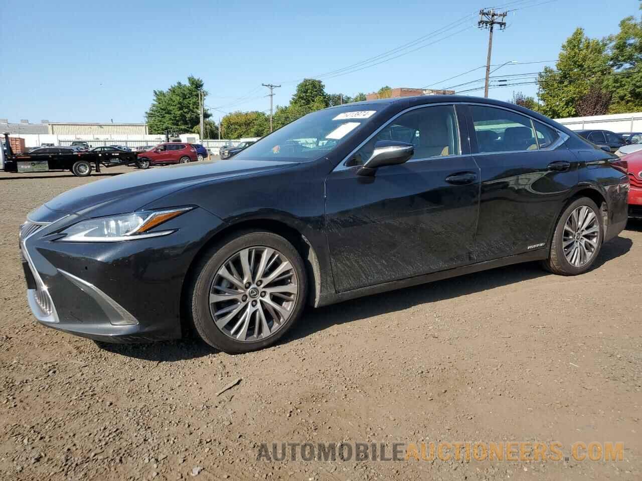 58AD21B11LU008617 LEXUS ES300 2020