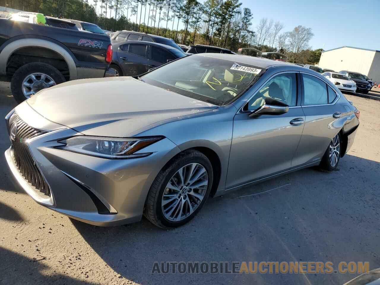 58AD21B11LU012330 LEXUS ES300 2020