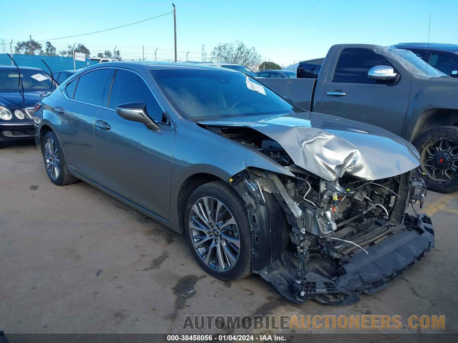 58AD21B12LU008481 LEXUS ES 300H 2020