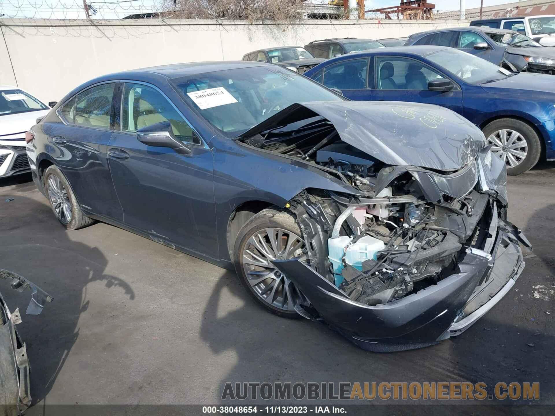 58AD21B13LU006299 LEXUS ES 300H 2020