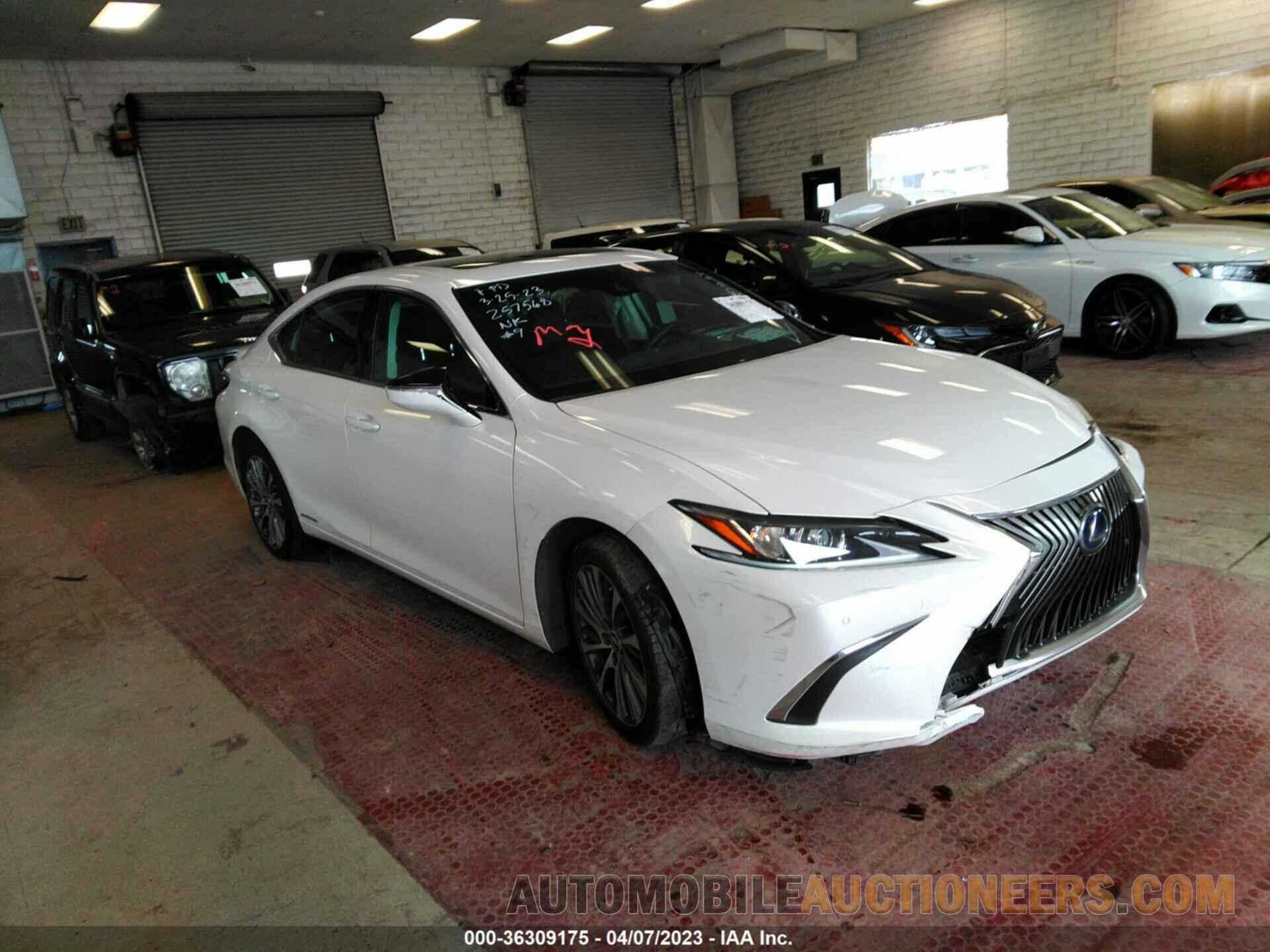 58AD21B13LU010708 LEXUS ES 2020